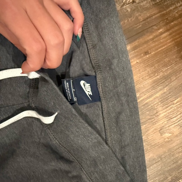 Nike Charcoal Joggers with White Drawstring - Picture 2 of 3